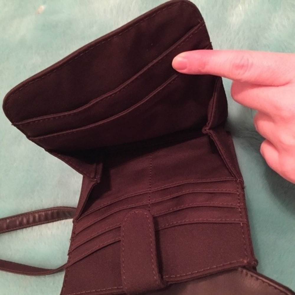 The Limited small brown cross body purse - Picture 5 of 7